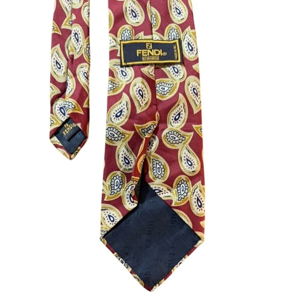 Fendi Cravatte Burgundy Paisley Silk Tie Made in Italy Classic Wide Necktie Work